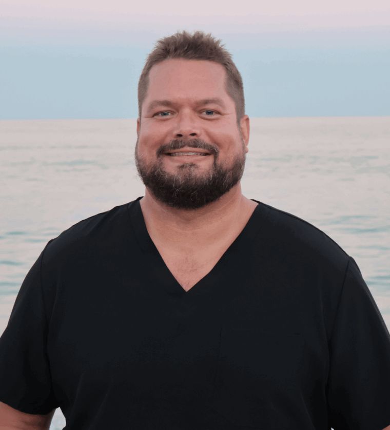 Home Dr. Laif Toland